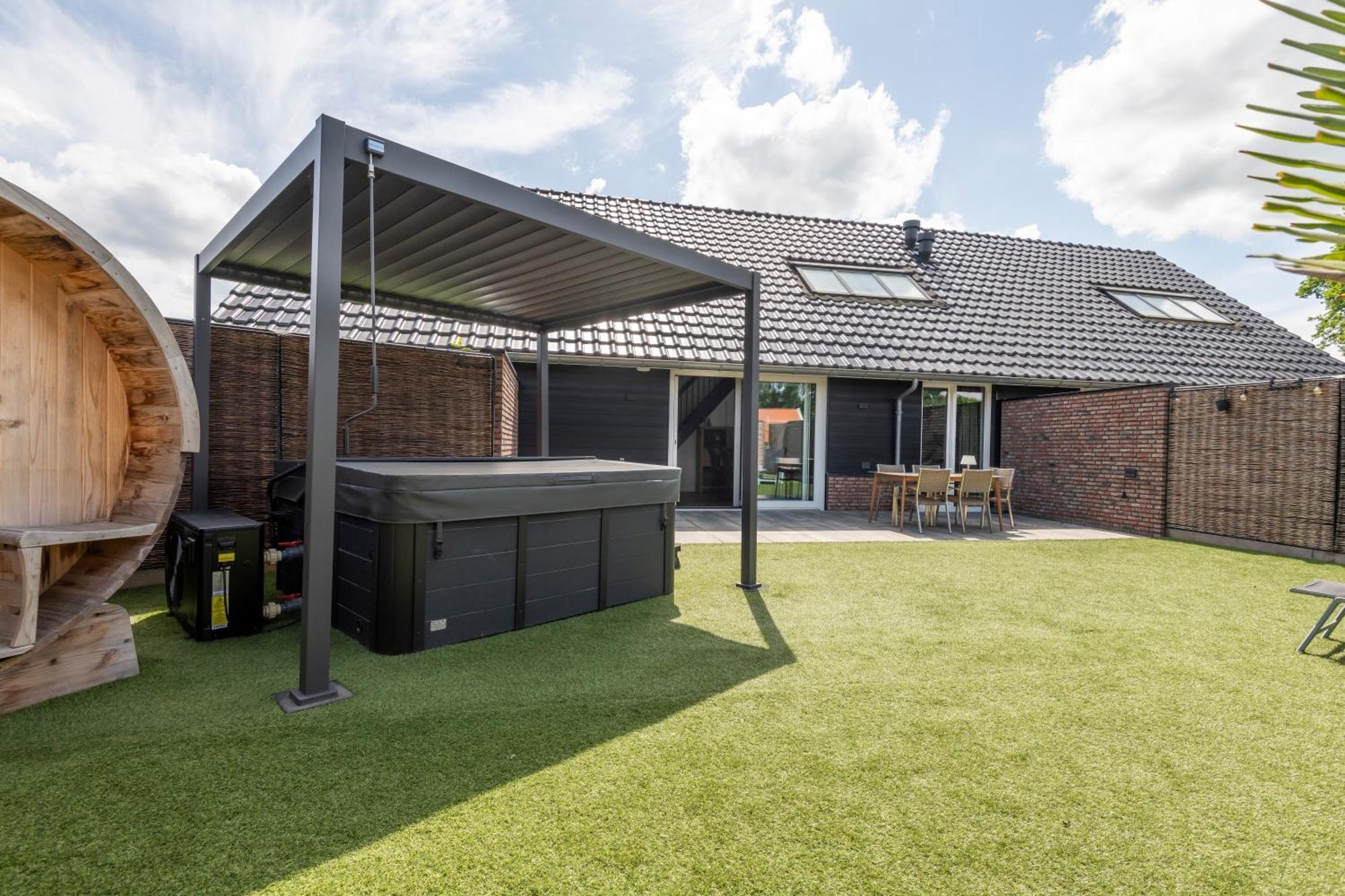 Erve Mulder Met Eigen Jacuzzi En Eigen Sauna Weerselo
